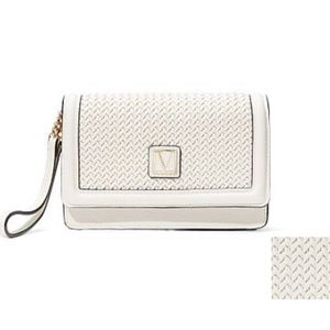 NWOT Victoria’s Secret Wristlet / Wallet